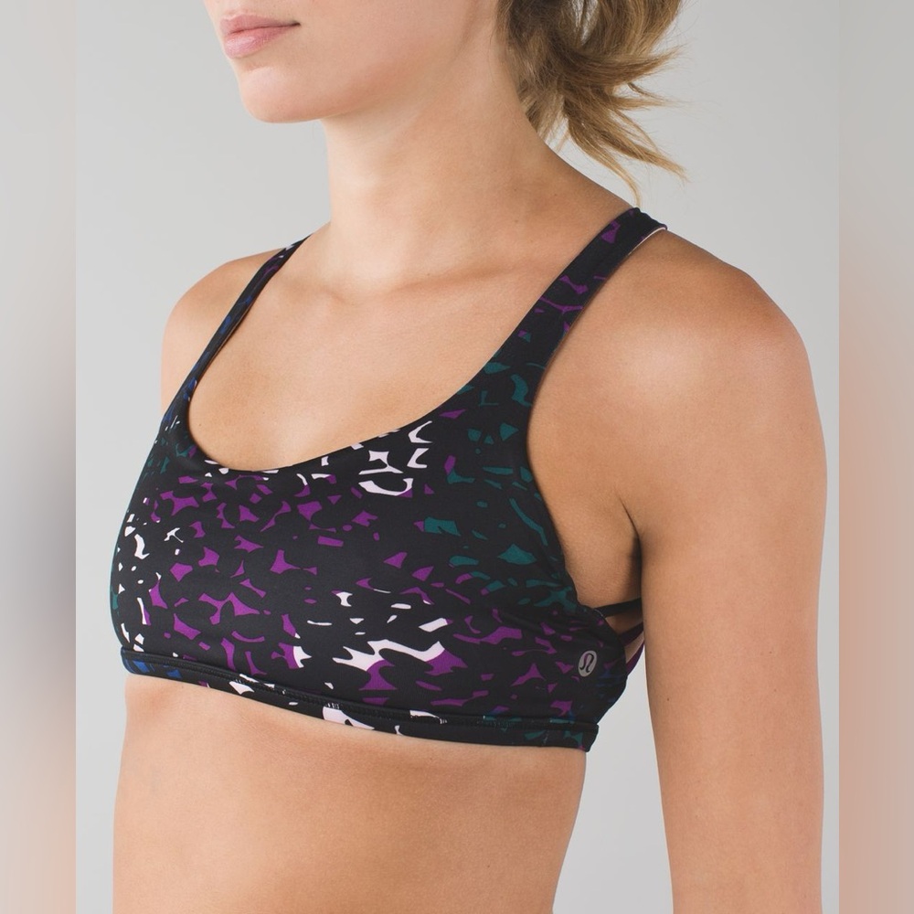 Lululemon Free To Be Bra *Wild Shadow Wrap Multi / Black / Tender Violet size 4